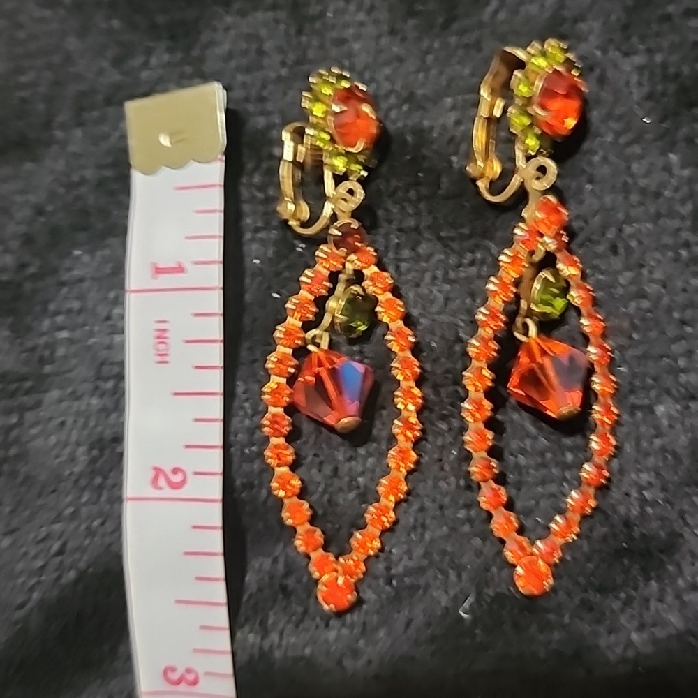 Vintage Chandelier Clip On Earrings Orange Green Rhinestone Gold Tone - Picture 3 of 4
